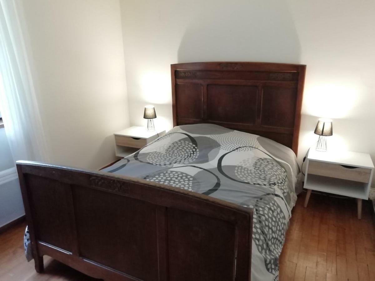 Le Grand Saule Appartement Aston Buitenkant foto