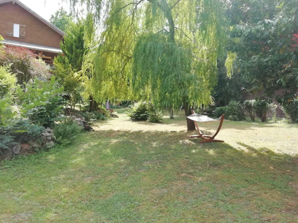 Le Grand Saule Appartement Aston Buitenkant foto